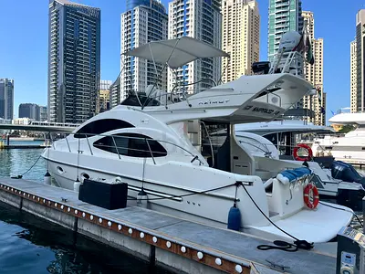 AZIMUT 42 FT DELTA DIAMOND
LUXURY YACHT