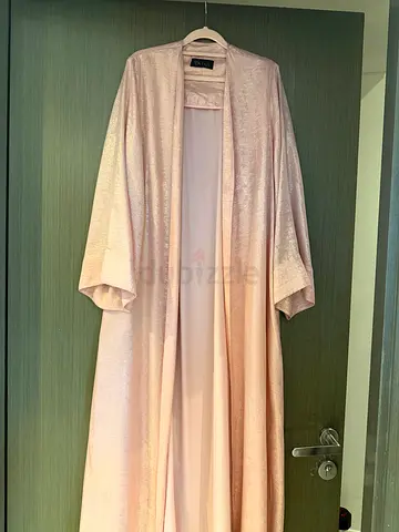 Light pink long open abaya / kimono - gently used
