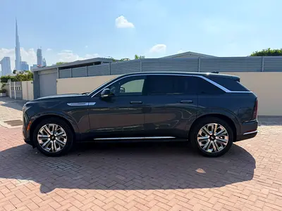 2026 Cadillac Escalade Premium Luxury Platinum - American Specs