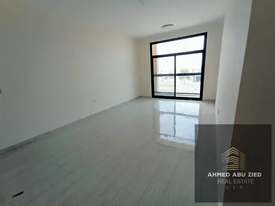 اجمل واكبرشقة غرفتين وصالة  أول ساكن | مطبخ | 3 حمام | بلكونة | تكييف مركزي | قريب من جميع الخدمات | موقع مميز على شارع الشيخ محمد بن زايد