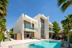 Fully Upgraded | Corner Unit | Fully Furnished