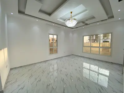 فيلا للإيجار في الياسمين.🛏️ 5 غرف نوم ماستر 🛋️ مجلس + صالة واسعة 👵 غرفة خادمة 🏡 تصميم عملي ومساحات مريحة للعائلات ❄️ تكييف مركزي 🚗 باركن متوفر