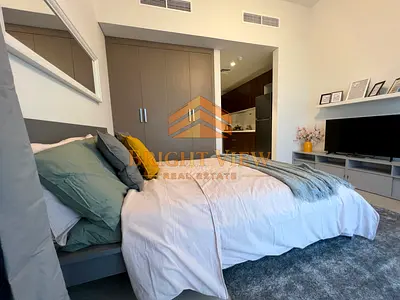 FULLY FURNISHED STUDIO VILLA FACING MID FLOOR
