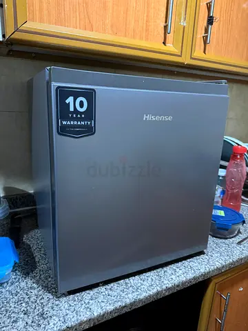 Mini Refrigerator with freezer (Gross 65L)