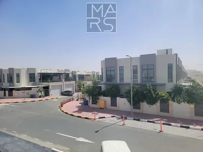 Brand New villa | 5Bedroom | Maids Room | Study room | Covered Parking | luxurious amenities