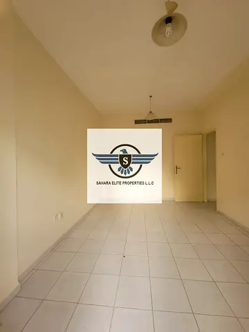 Family only nice location with play area colst to alndha park