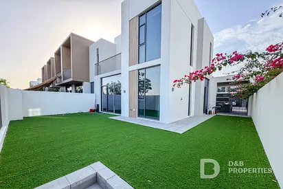 Lowest Price | Corner Unit | Spacious Layout