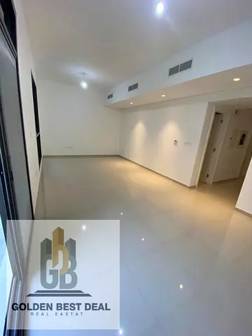 HOT DEAL & FOR SALE VILLA 3 BED & NO SERIVES CHARGER