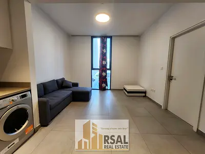 Lavish 1 BR Apartment at Very Bottom Price