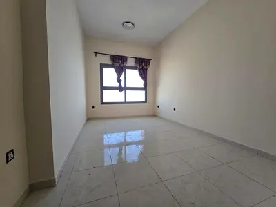 للإيجار السنوي شقة في مدينة الامارات عجمان