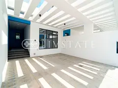 Spacious 4 BR Townhouse | Premium Layout | Vacant