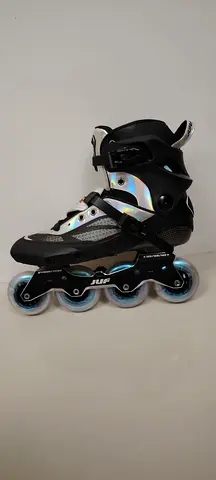 New Inline skating shoes, good quality