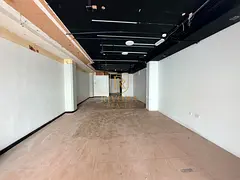 RETAIL/SHOP I FITTED I BIG SPACE