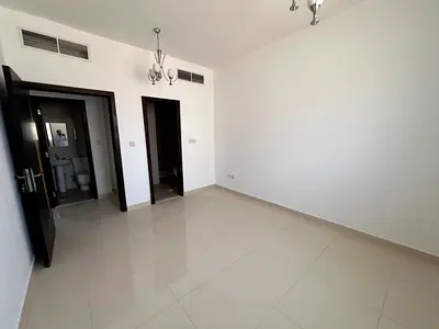 شقه غرفه وصاله _ العاليا عجمان _ 2 حمام _ تكييف مركزي _ سكن عائلات