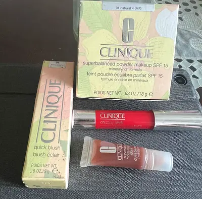 CLINIQUE set of 4 items