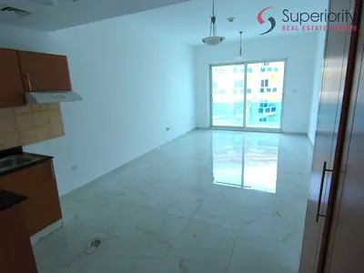 Spacious Studio for Sale | Great Investment | Lago Vista Tower C