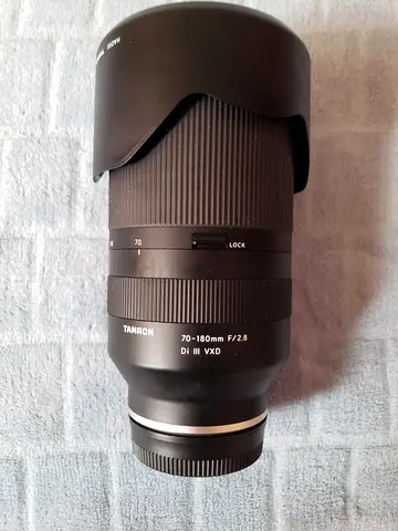 SONY Tamron 70-180mm F/2.8 Di III VXD  (Sony E-mount). VERY CLEAN