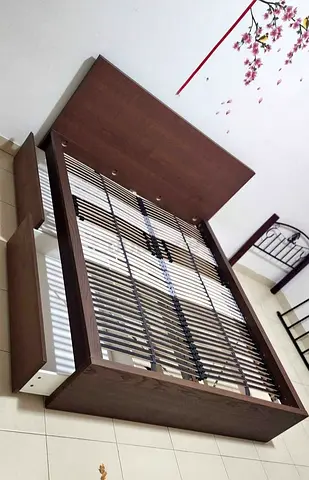 Malam queen size bed 160/200cm bed with 2 storage drawers underneath and Ikea mattress