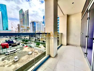 Spacious 1bhk only 4 munit walk Metro Station with gym pool parking free