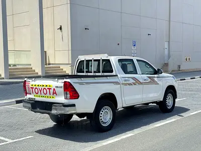 Toyota Hilux Double Cab GLX 2018 - Diesel engine -GCC Specs