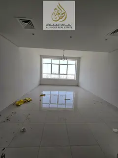 Annual rent in Ajman, Al Rashidiya 3, next to Grand Mall, near the Corniche. The building is suitabl