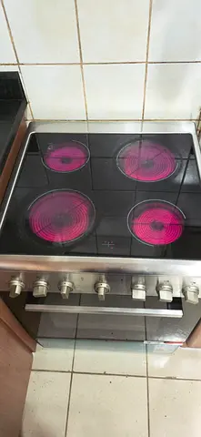 Media 4 Burner Electric top Ceramic cooking ring 60cm
