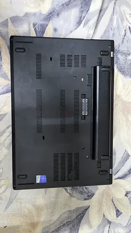 Lenovo laptop i7-6500U, 8GB RAM, 256GB SSD - Good working condition