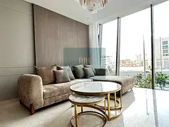 SIGNATURE LUXURY | FULLY UPGRADED | STUNNING 1-BEDROOM