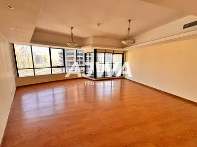Spacious 3BR | Bright Unit | Walk to Metro