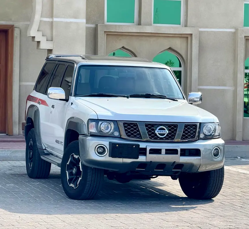 Nissan Patrol Safari 2020 — photo 1 of 16