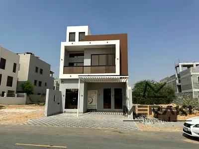 تاون هاوس 4 غرف للتمليك كاش جاهز للاستلام الفوري