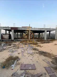 Residential land with built foundations 20,000 sq. ft For Sale in Hoshi