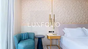 Luxury Hotel Room | Iconic Palm Location | Private Beach