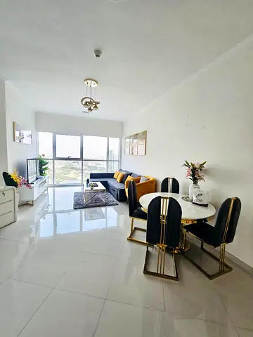 Huge 1BR w/ Full Golf View | Vacant | Negotiable