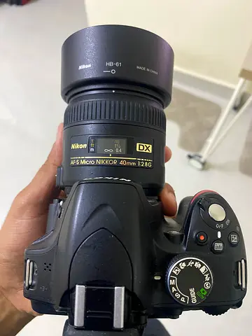 Nikon 3200 Camera 2 lens 18-55mm , 40mm