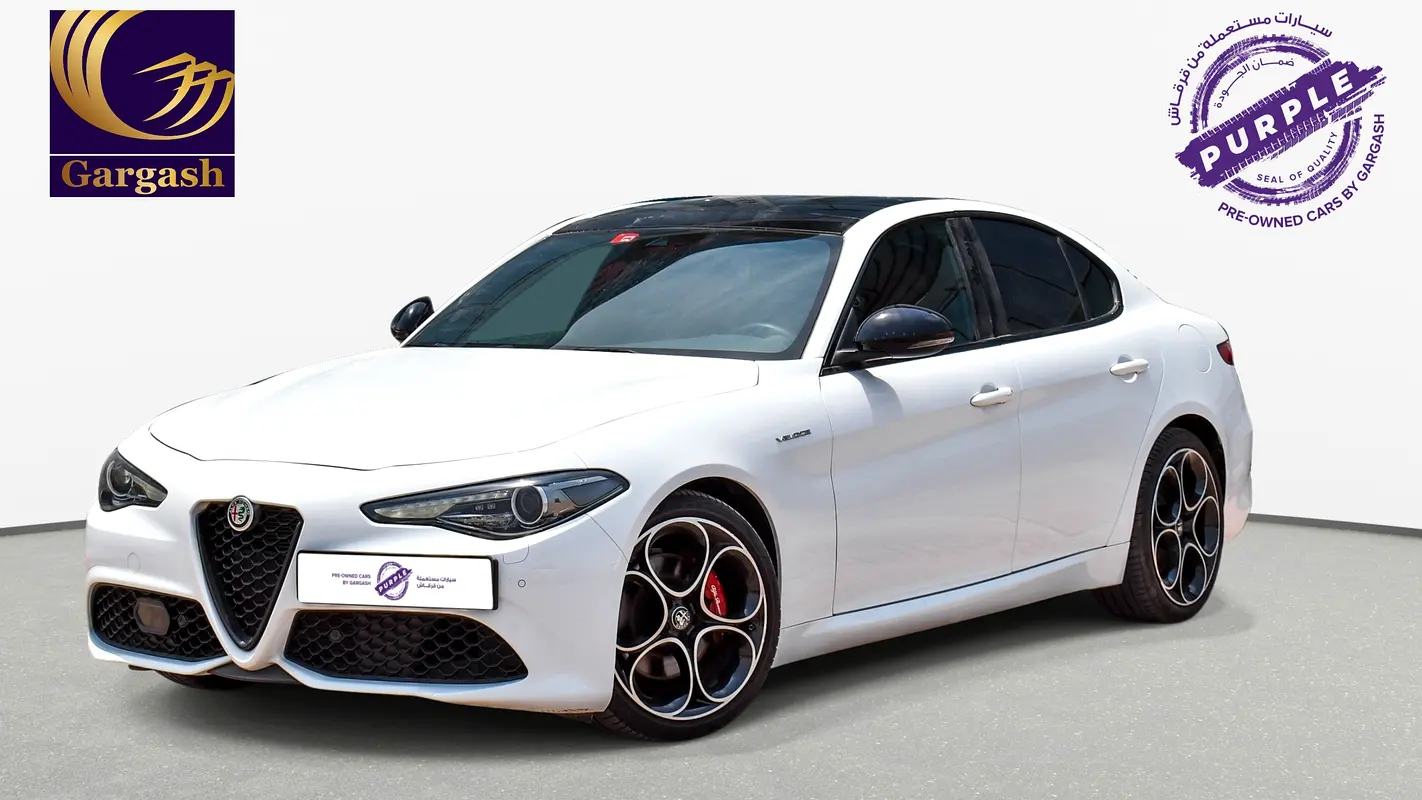 Alfa Romeo Giulia 2022 — photo 1 of 20