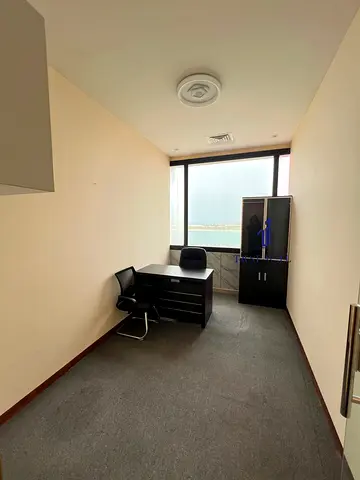 خدمات متكاملة للمكاتب وتراخيص الأعمال من البداية إلى النهاية