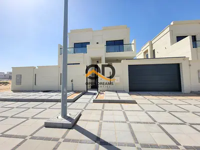 Brand new villa | 5 bedroom | Modern life | Luxurious amenities | covered parking
