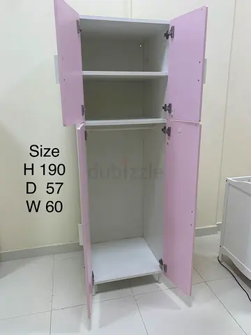 Pink childrens wardrobe/armoire — 190 x 60 x 57 cm