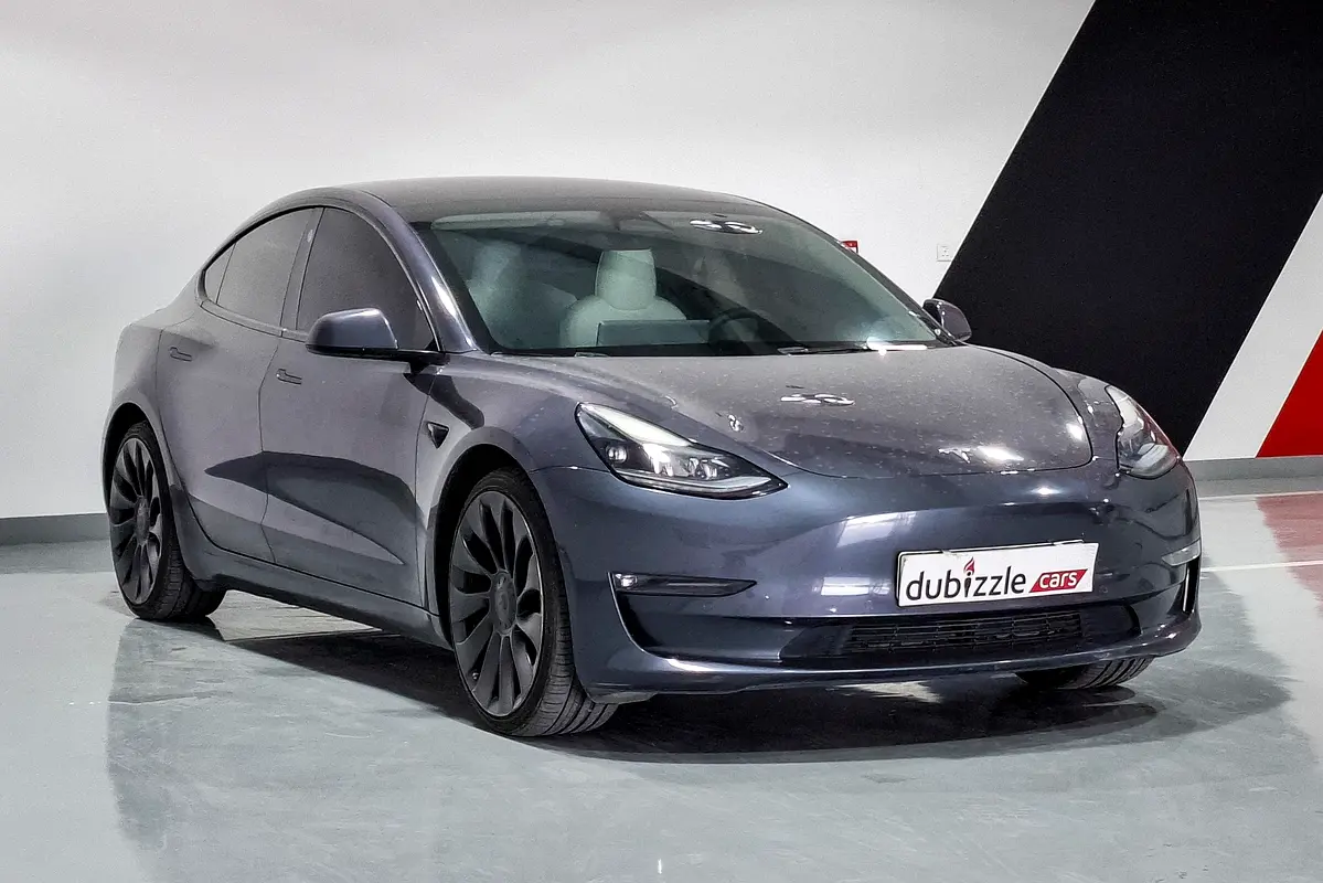 Tesla Model 3 2022 — photo 1 of 16