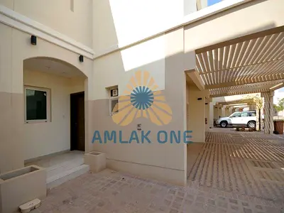 Single Row| Modern Townhouse| Private Garden