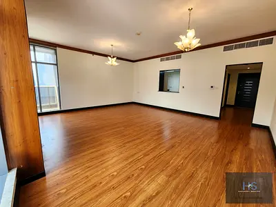 CHILLER FREE | MARINA SKYLINE VIEW | WELL MAINTAINED