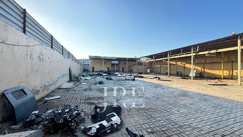 Warehouse for Rent in Sharjah | Open yard