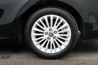Toyota Camry XLE, миниатюра 19