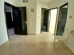 Lavish 1bhk fully family Building with Balcony just rent 29k
