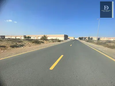 Industrial land for sale in Sharjah / Freehold for Arabs / Usufruct right for foreigners / Ready for construction / Block 8, Al Sajaa area (Emirates C