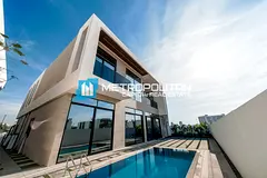 5BR w/ Private Pool | Vacant | High End Facilities