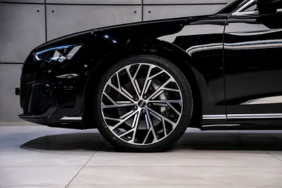 2026 AUDI A8 缩略图 5