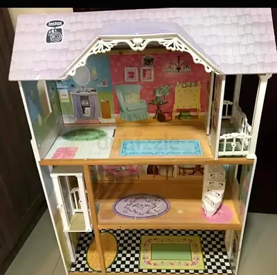 Doll house