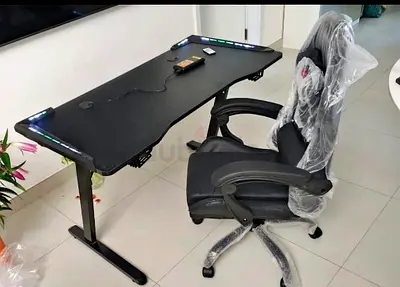 Gaming computer desk with LED lights + ergonomic chair (set)